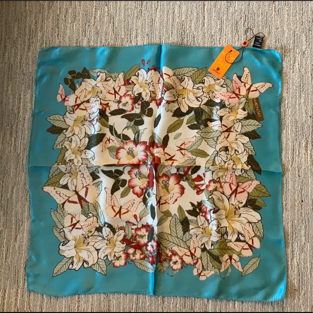 NWT Wensli Scarf Brand New!